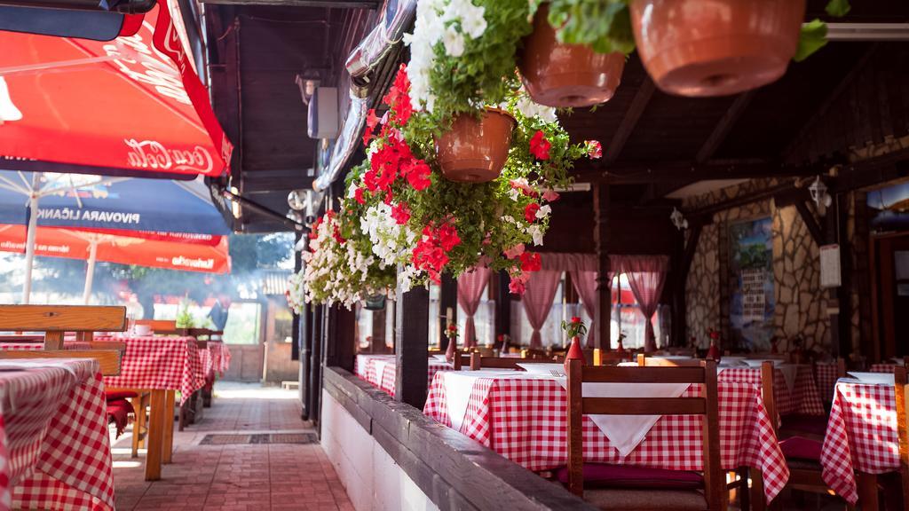 Guest House Rustico Кореница Екстериор снимка